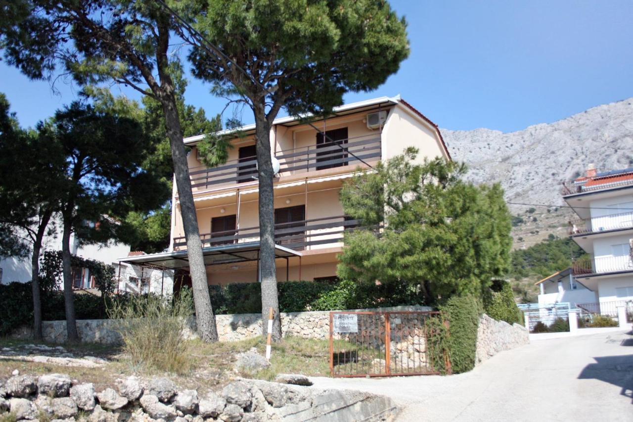Apartments By The Sea Nemira, Omis - 5884 Tice Extérieur photo